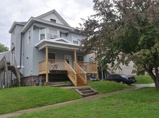 434 S Johnson St #3, Iowa City, IA 52240