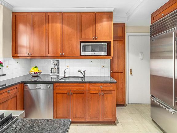 5th image of 441 Central Park W #8A