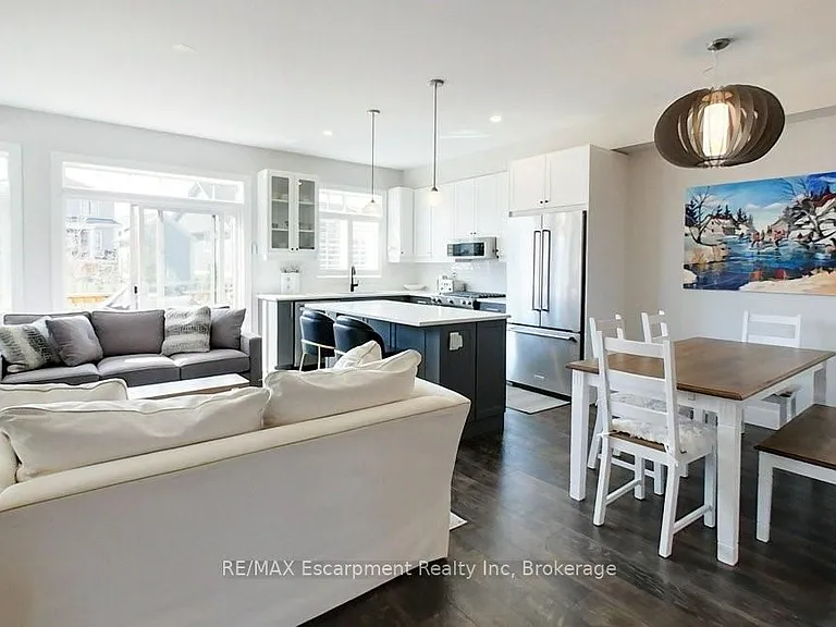 212 Courtland St — Photo 15