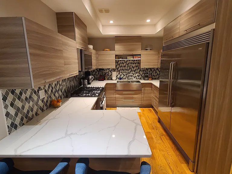 454 Irving Ave #1 — Photo 4