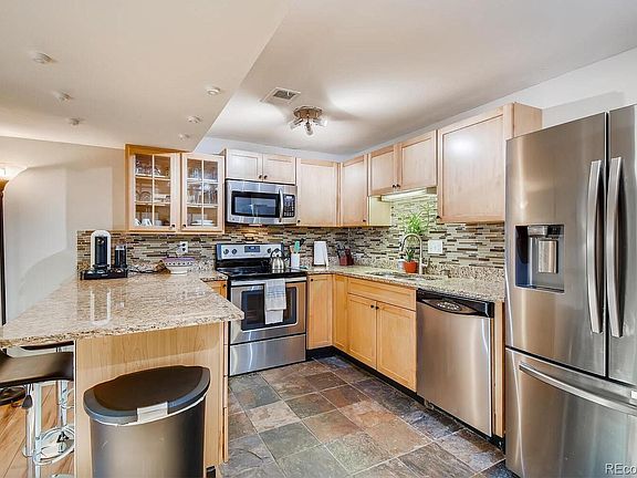 3rd image of 1608 Cottonwood Dr APT 2