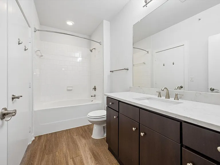 1900 Barton Springs Rd #4041 — Photo 22