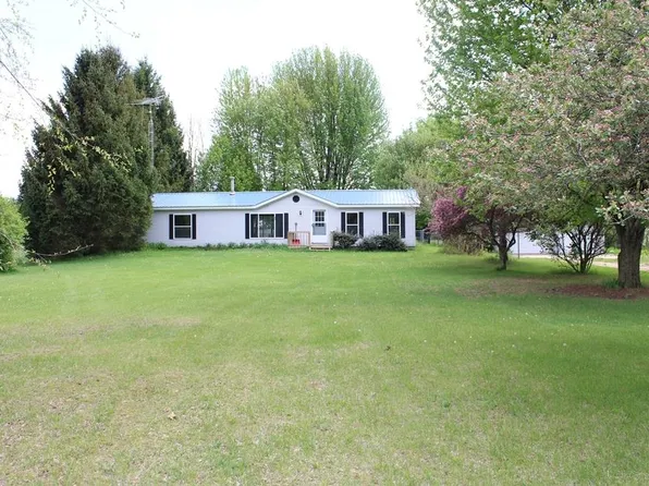 6178 Meredith Grade Rd, Harrison, MI 48625