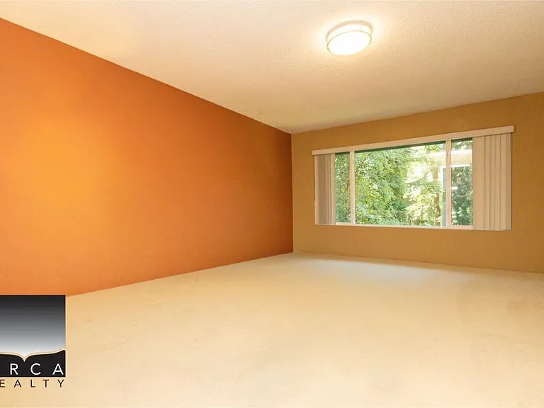 885 Frederick Rd — Photo 9