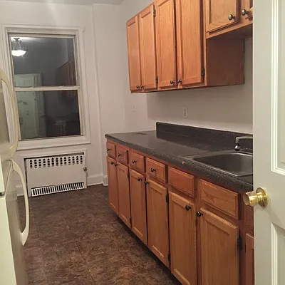 Rented by MQ Realty LLC | media 6