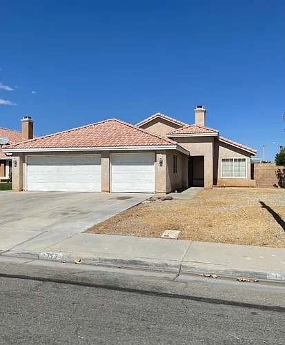 1757 Lightcap St Photo 1