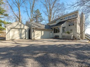 24150 E Cedar Lake Dr, New Prague, MN 56071