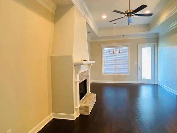 5th image of 108 Parker Ln