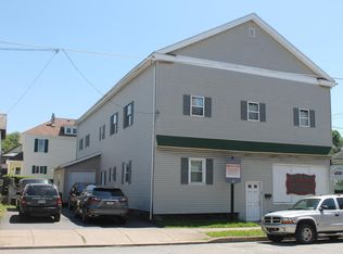 27 S Church St, Carbondale, PA 18407