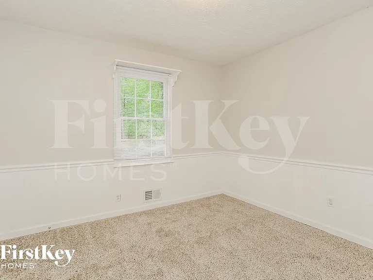 173 Shady Lane Cir — Photo 10