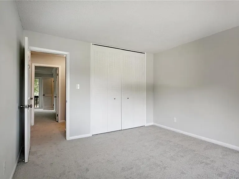 6442 Duquesne Pl — Photo 17