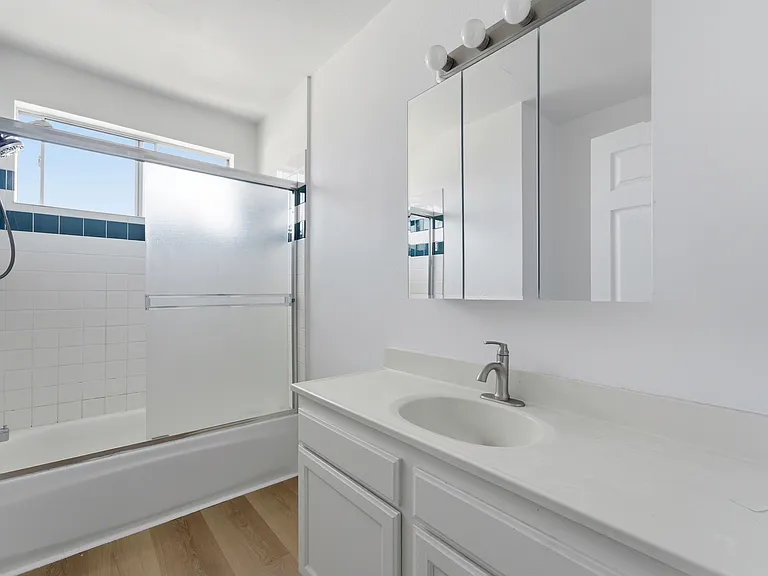 4320 Mammoth Ave #207 — Photo 16