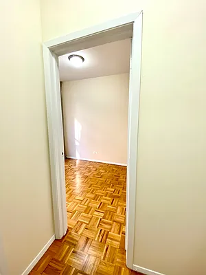 Rented by City & Suburban | media 4