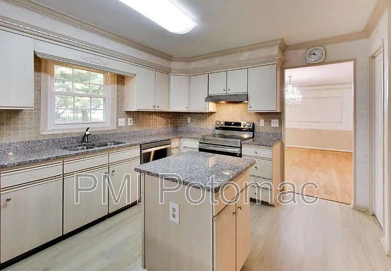 14672 Brougham Way — Photo 18