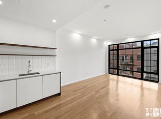 209 Jackson St #2A, Brooklyn, NY 11211