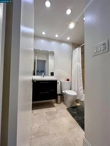 925 Corbett Ave #101 — Photo 11