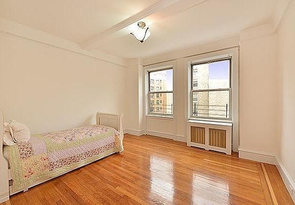 3rd image of 240 W 98th St APT 11E