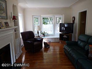 5th image of 529 Leggat St