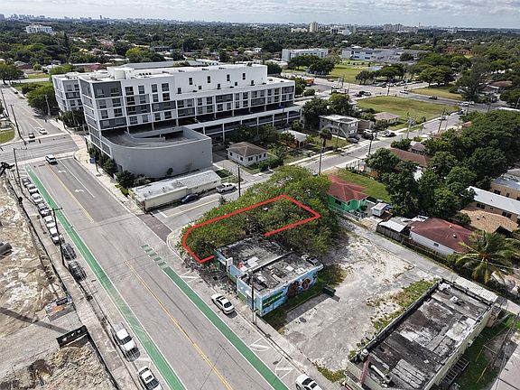 4th image of 6250 NW 15th Avenue