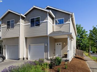 7445 SE Crystal Springs Blvd, Portland, OR 97206