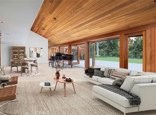 24 Pinehurst Ln, Newport Beach, CA 92660