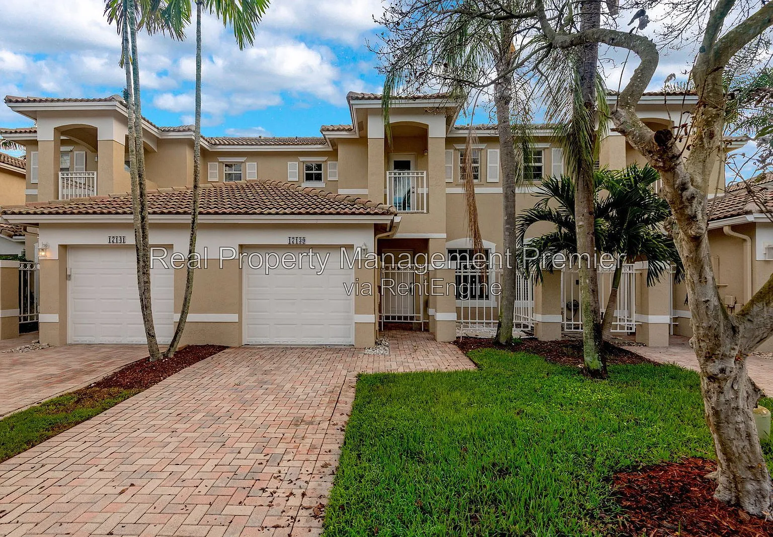 3 bed, 3.0 bath, 1368 sqft, $3,400 — Photo 1