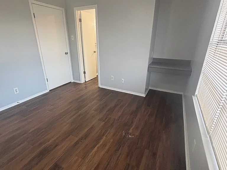 2124 Sanger Ave #104 — Photo 15