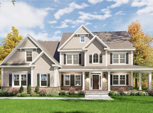 61 Cardinal Rd, Cranston, RI 02921