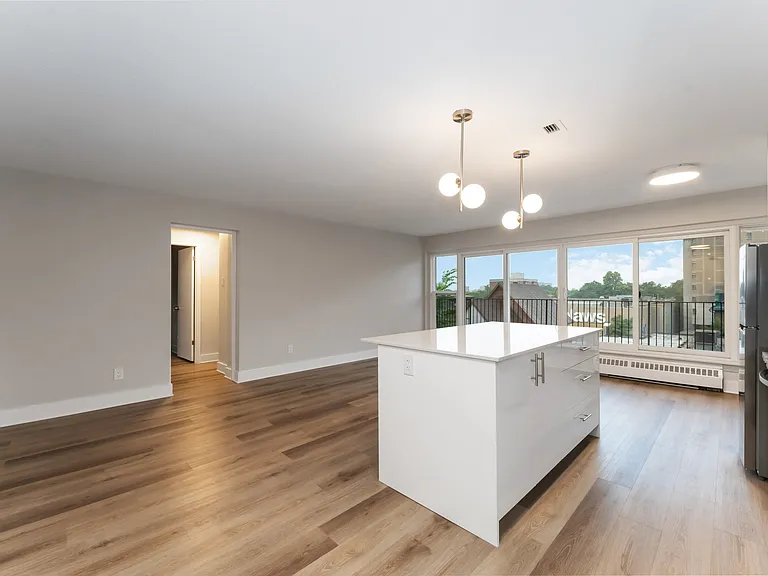 325 Besserer St — Photo 70