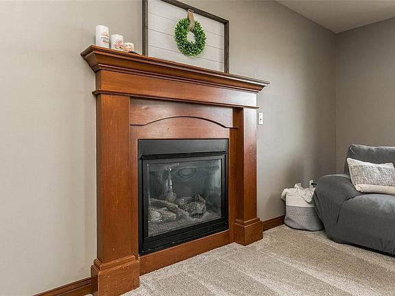 5th image of 140 Catalpa Ln