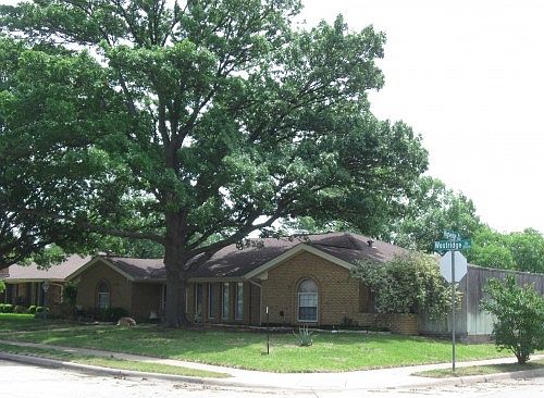 2nd image of 2616 Westridge Dr