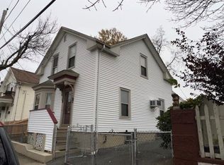 52 Sumner Ave, Cranston, RI 02920