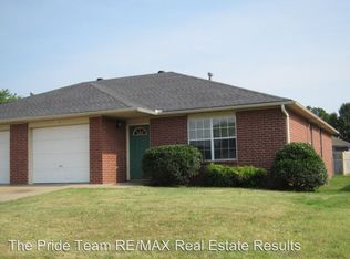 11B Holly Dr, Bentonville, AR 72712