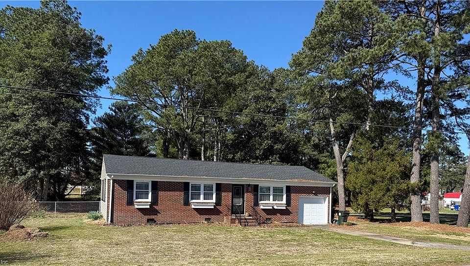 1st image of 914 Wilson Rd