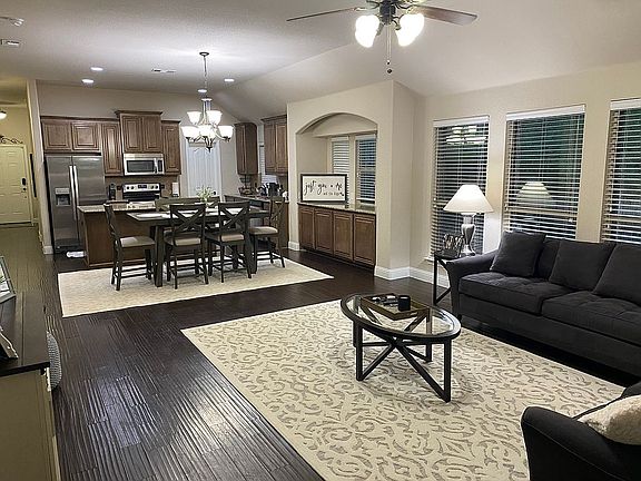 4th image of 5437 Old Blush Dr