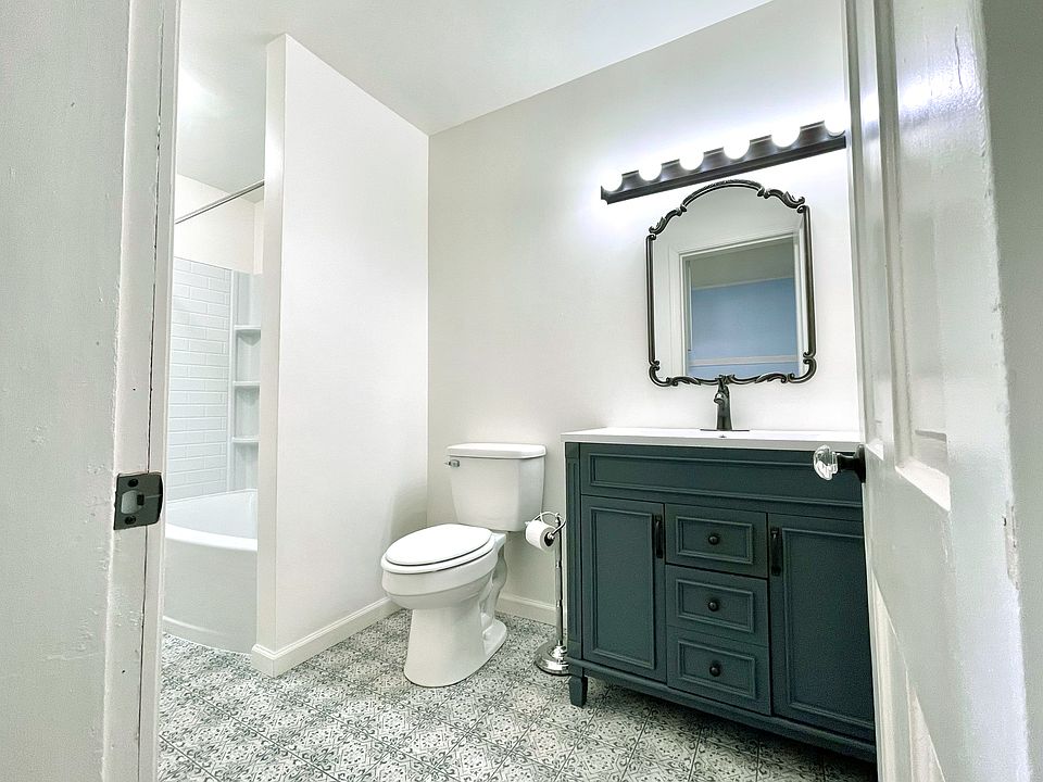 Bathroom (1)