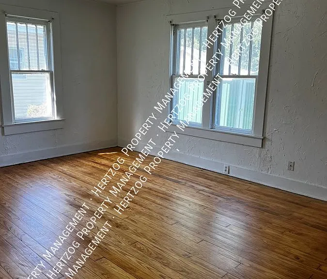 722 N Palm St — Photo 15