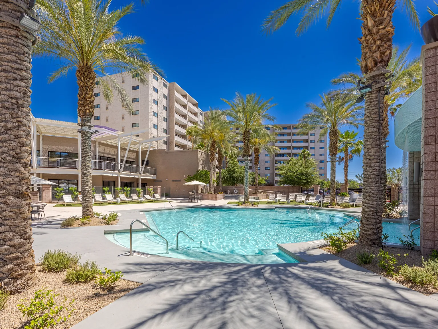 The Rays at Vegas Towers — Photo 2
