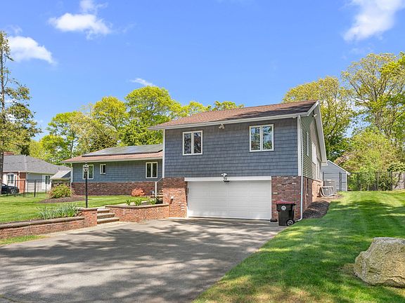 3rd image of 59 Briarcliff Rd