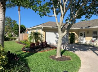 5 SE Hitching Post Cir, Jupiter, FL 33469