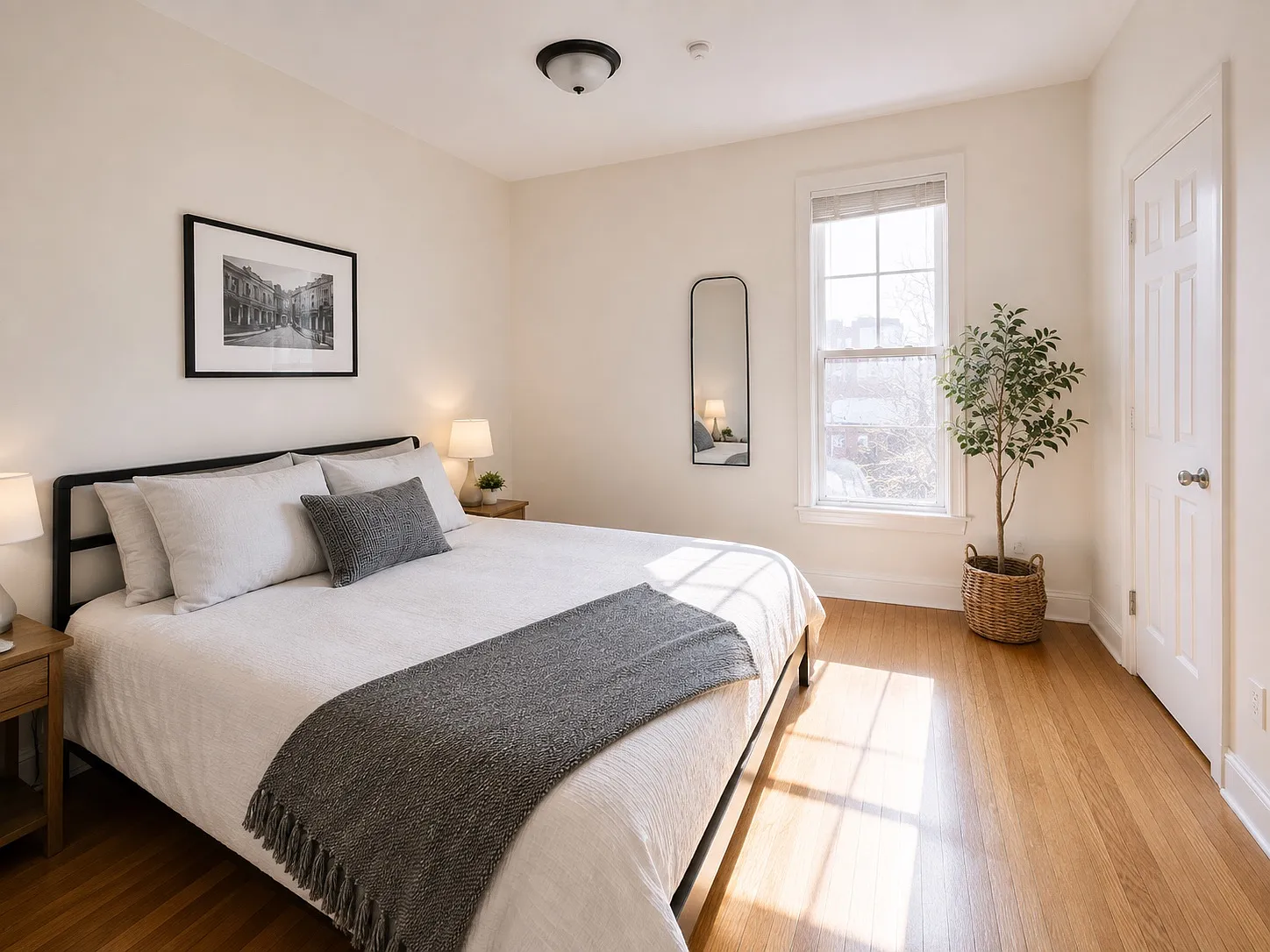 2 bed, 1.5 bath, 1000 sqft, $2,700 — Photo 3
