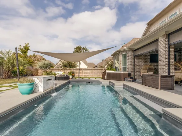 17402 Orchid Falls Ln, Conroe, TX 77302