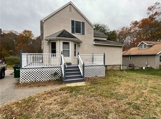 68 Dayton Rd, Waterford, CT 06385