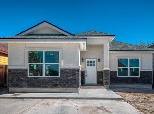 1008 Tesoro Pl, Del Rio, TX 78840