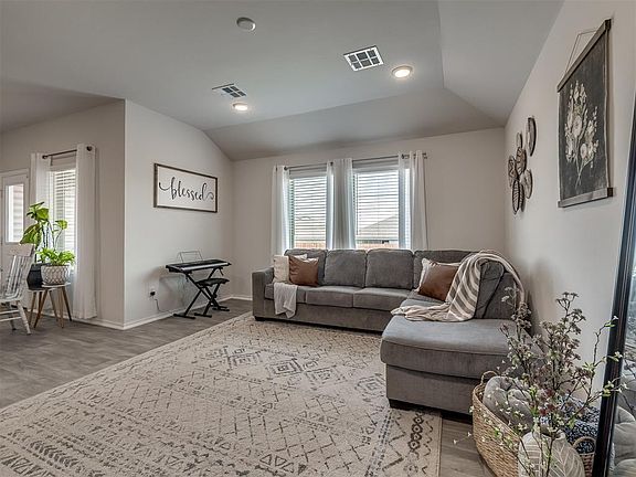 5th image of 3416 Furrow Dr