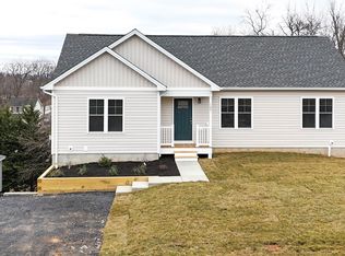 127 S Waverly St #2, Staunton, VA 24401