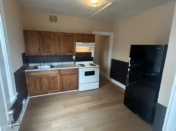 611 S Albemarle St #2, York, PA 17403