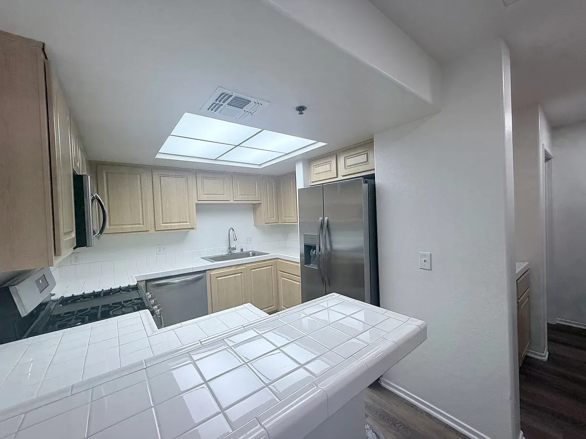Building Photo - 33015 Date Palm Dr #8