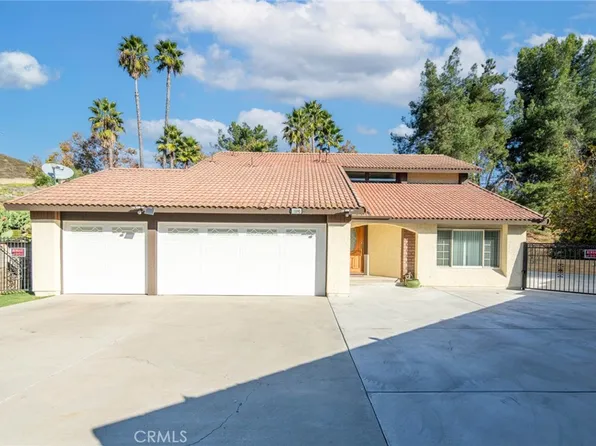 1090 Heaton Moor Dr, Walnut, CA 91789
