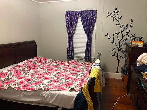 5th image of 90 Safford St #1